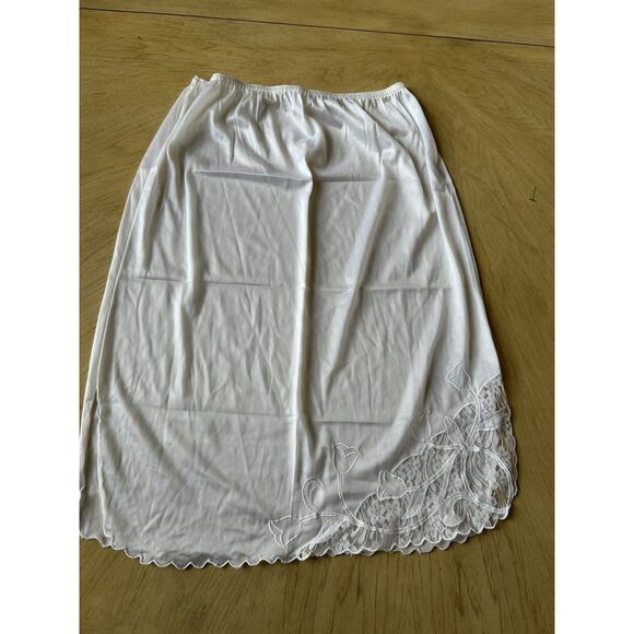 Vintage Half-Slip Women’s Wedding Sexy Ivory Nylon Lace Trim Floral White 70s M - Picture 7 of 10